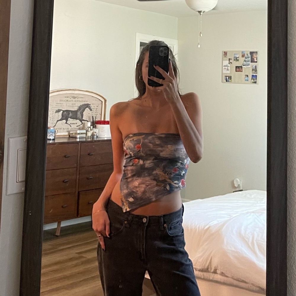 Gray & Red Floral Strapless Crop Top